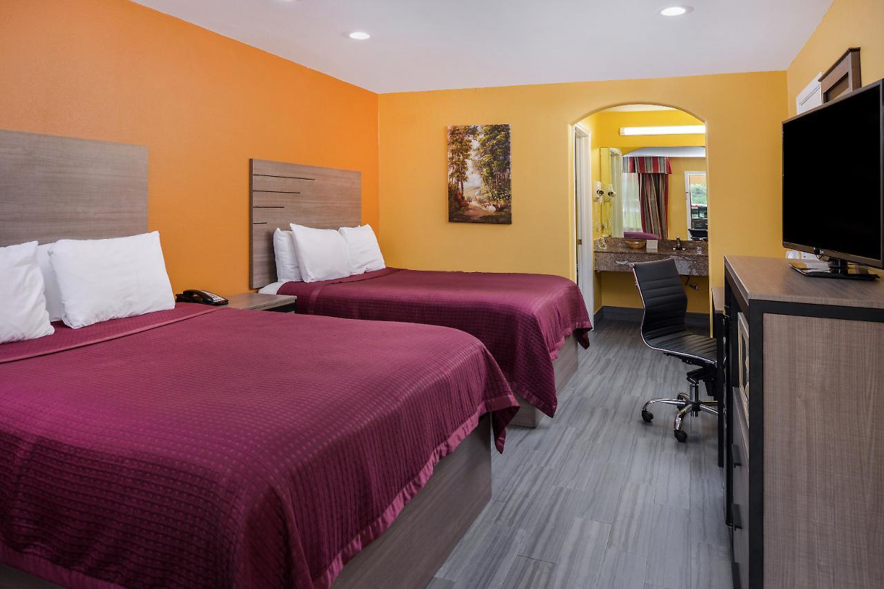 Americas Best Value Inn West Columbia Exterior photo